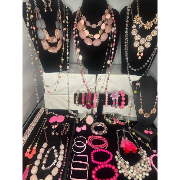 Mixed Lots Jewelry - 31+ Vintage to Now Light to Hot Pink Metals beads necklace bracelet jewelry